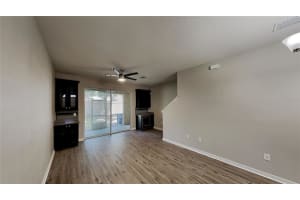 2120 LENNOX DALE LN, BRANDON, FL 33510 Sold 07/12/22