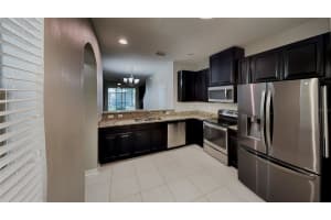 2120 LENNOX DALE LN, BRANDON, FL 33510 Sold 07/12/22