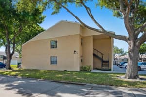 3812 N Oak Dr, Tampa, FL 33611, Sold 06/17/22