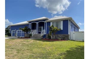 704 Eagle Ln, Apollo Beach, FL 33572, Sold 06/08/22