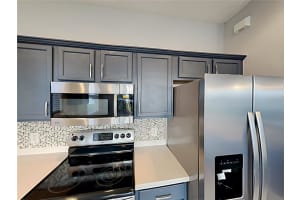 5138 Lakehurst Ct, Palmetto, FL 34221, Sold 05/18/22