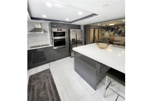 4526 SWEETWATER LAKE DR, TAMPA, FL 33613 Sold 08/10/22