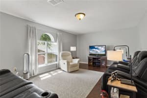 263 Ashford Dr, Davenport, FL 33837, Sold 06/15/22