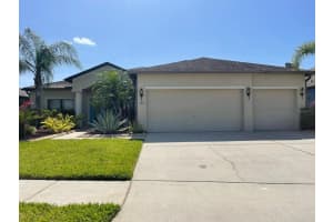 320 STAR SHELL DR, APOLLO BEACH, FL 33572 Sold 04/05/23