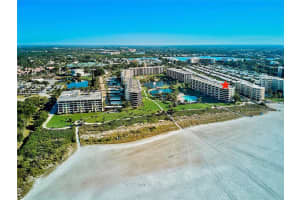 5790 Midnight Pass Rd, Sarasota, FL 34242, Sold 06/03/22