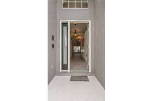 3002 Alshire Ln, Land O' Lakes, FL 34639, Sold 06/09/22