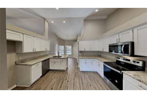 5227 STONE OAKS DR, LAKELAND, FL 33811 Sold 10/06/22