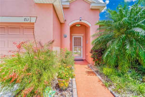 711 FERN LEAF DR, RUSKIN, FL 33570 Sold 07/18/22