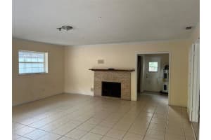 6804 WILSHIRE CT, TAMPA, FL 33615 Sold 08/11/22