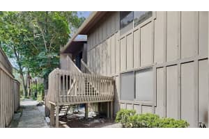 4842 Pebble Beach Dr, Orlando, FL 32811, Sold 06/21/22