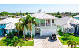 572 Bimini Bay Blvd, Apollo Beach, FL 33572, Sold 06/14/22