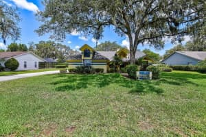 7701 NATURE TRL, LAKELAND, FL 33809 Sold 06/30/22