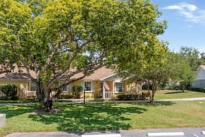 1495 Oakhill Dr, Dunedin, FL 34698, Sold 06/15/22