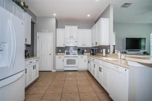 6111 HADLEY COMMONS DR, RIVERVIEW, FL 33578 Sold 07/05/22