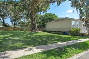 9814 Ashburn Lake Dr, Tampa, FL 33610, Sold 06/07/22