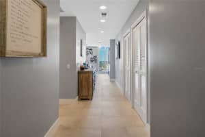 175 1ST ST S #2602, ST PETERSBURG, FL 33701 Sold 09/13/22