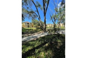 5608 PINNACLE HEIGHTS CIR #112, TAMPA, FL 33624 Sold 06/30/22
