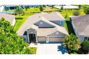 6951 RUNNER OAK DR, WESLEY CHAPEL, FL 33545 Sold 07/14/22