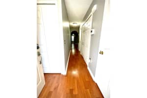 9930 Ashburn Lake Dr, Tampa, FL 33610, Sold 06/23/22