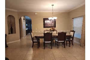 4910 LEGACY OAKS DR, ORLANDO, FL 32839 Sold 08/05/22