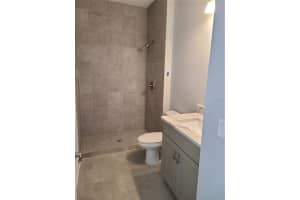5309 Lake Siena Dr, Wimauma, FL 33598, Sold 05/20/22