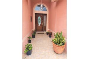 4617 HORSESHOE PICK LN, VALRICO, FL 33594 Sold 09/16/22
