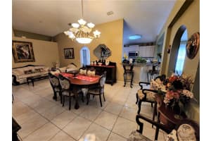 4617 HORSESHOE PICK LN, VALRICO, FL 33594 Sold 09/16/22