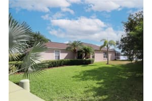 903 Seminole Sky Dr, Ruskin, FL 33570, Sold 06/30/22
