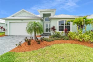 466 Bahama Grande Blvd, Apollo Beach, FL 33572, Sold 06/24/22