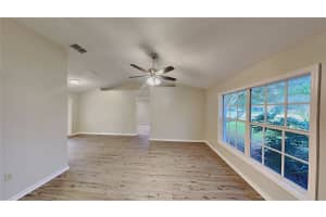 2929 JENNIFER DR, LAKELAND, FL 33810 Sold 07/15/22
