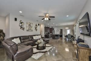 2869 WHISPERING TRAILS DR, WINTER HAVEN, FL 33884 Sold 07/19/22