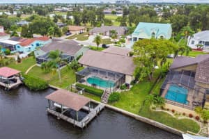 710 EAGLE LN, APOLLO BEACH, FL 33572 Sold 10/24/22