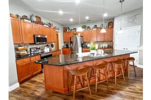 5431 SANDY SHELL DR, APOLLO BEACH, FL 33572 Sold 07/22/22