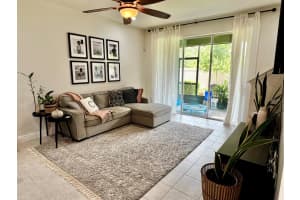 11750 CAMBIUM CROWN DR, RIVERVIEW, FL 33569 Sold 08/22/22