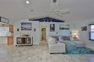 2313 APPALOOSA CIR, SARASOTA, FL 34240 Sold 07/28/22