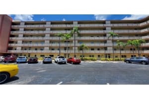 1868 SHORE DR S #111, SOUTH PASADENA, FL 33707 Sold 08/15/22