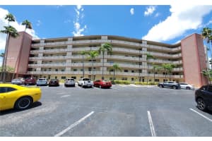 1868 SHORE DR S #111, SOUTH PASADENA, FL 33707 Sold 08/15/22