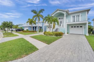 6416 GRENADA ISLAND AVE, APOLLO BEACH, FL 33572 Sold 07/21/22