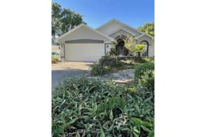 2741 GABLES DR, EUSTIS, FL 32726 Sold 08/19/22