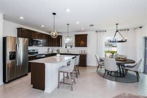1021 MICHELANGELO LN, WINTER HAVEN, FL 33884 Sold 08/12/22