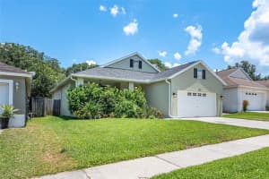 624 WAVE CREST CIR, VALRICO, FL 33594 Sold 07/18/22