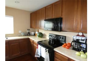5215 BUTTERFLY SHELL DR, APOLLO BEACH, FL 33572 Sold 07/25/22