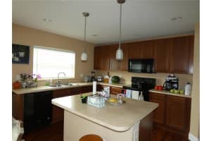 5215 BUTTERFLY SHELL DR, APOLLO BEACH, FL 33572 Sold 07/25/22