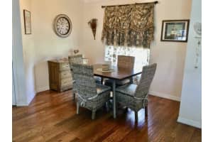 4305 MEADOWLAND CIR, SARASOTA, FL 34233 Sold 10/14/22