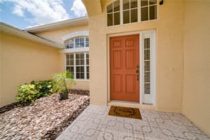 8922 N RIVER RD, TAMPA, FL 33635 Sold 07/22/22