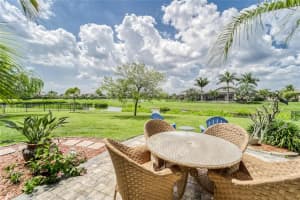 222 STAR SHELL DR, APOLLO BEACH, FL 33572 Sold 09/22/22