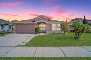 11758 BRENFORD CREST DR, RIVERVIEW, FL 33579 Sold 09/15/22