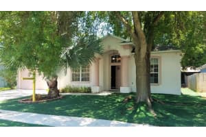 5221 WATSON RD, RIVERVIEW, FL 33578 Sold 07/25/22