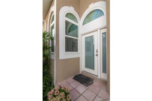 883 SYMPHONY ISLES BLVD, APOLLO BEACH, FL 33572 Sold 08/19/22