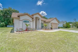 9712 GLENPOINTE DR, RIVERVIEW, FL 33569 Sold 08/19/22